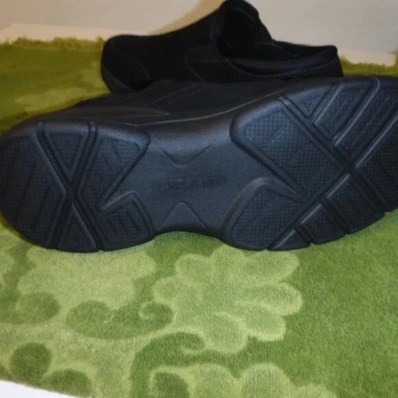 LANDS END WMNS ALL WEATHER SUEDE MOCS, SIZE 10 BLACK, NEW!!! - Picture 4 of 5